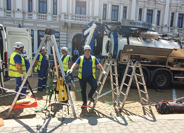 "Софийска вода" участва в демонстрационно събитие по случай професионалния празник на българските спасители
