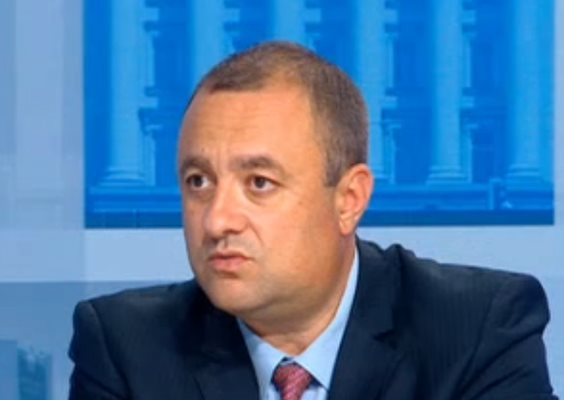 Комплотът продължава: ПП и отцепниците на Доган пак умуват как да бутнат Назарян