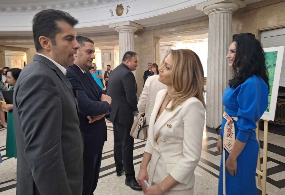 Кирил Петков и Назарян опасно близо, той призна за заговора срещу нея ВИДЕО