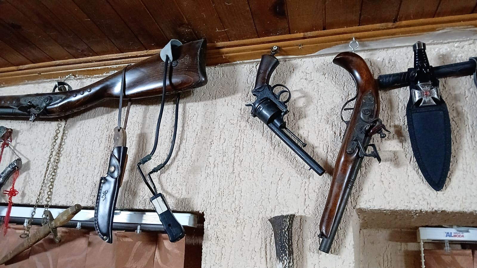 ГДБОП с мощен удар върху организираната престъпност СНИМКИ 