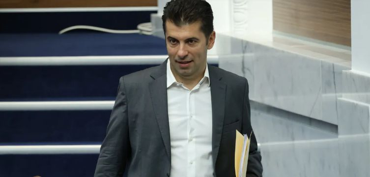 Кирил Петков превъртя, изпадна в страхова невроза от министър Стоянов