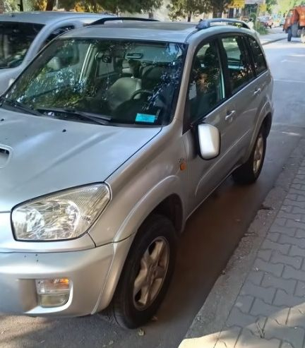 Невиждан погром в Благоевград, шофьорите треперят СНИМКИ