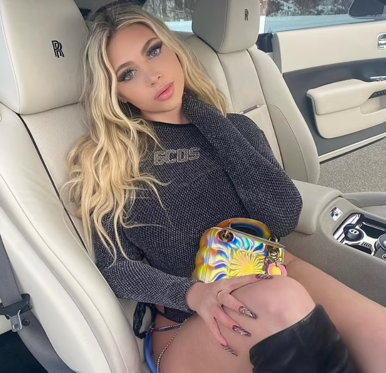 Шокиращо: Порномоделка прави секс на гроба на баща си ВИДЕО 18+