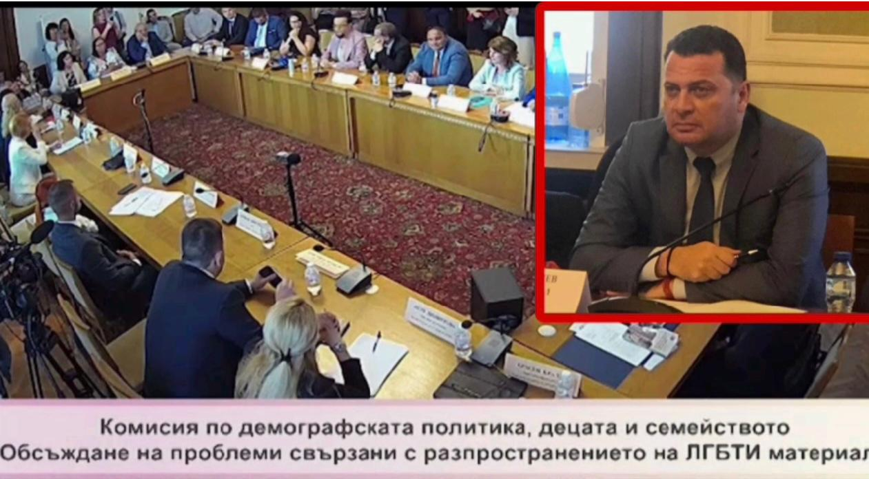 Ченчев: Не учете децата в училище да си сменят пола!