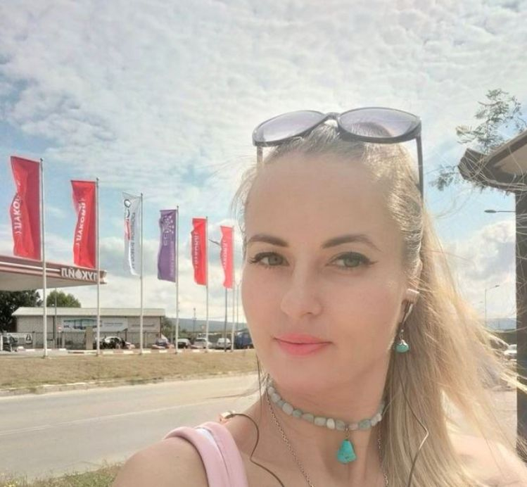 Красивата украинка Наталия дойде в България и изчезна вдън земя СНИМКИ
