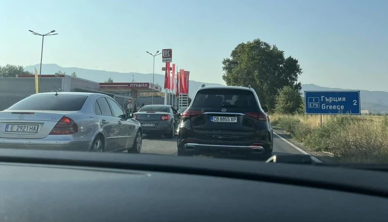 Адът за българите, тръгнали към Гърция, продължава
