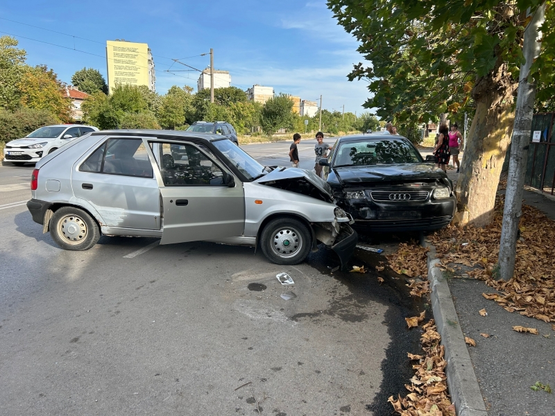 Пропаднала шахта във Враца предизвика нещо страшно СНИМКИ