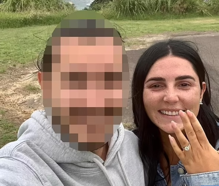 Шокиращ случай: 30-г. омъжена учителка правила секс с двама ученици СНИМКИ
