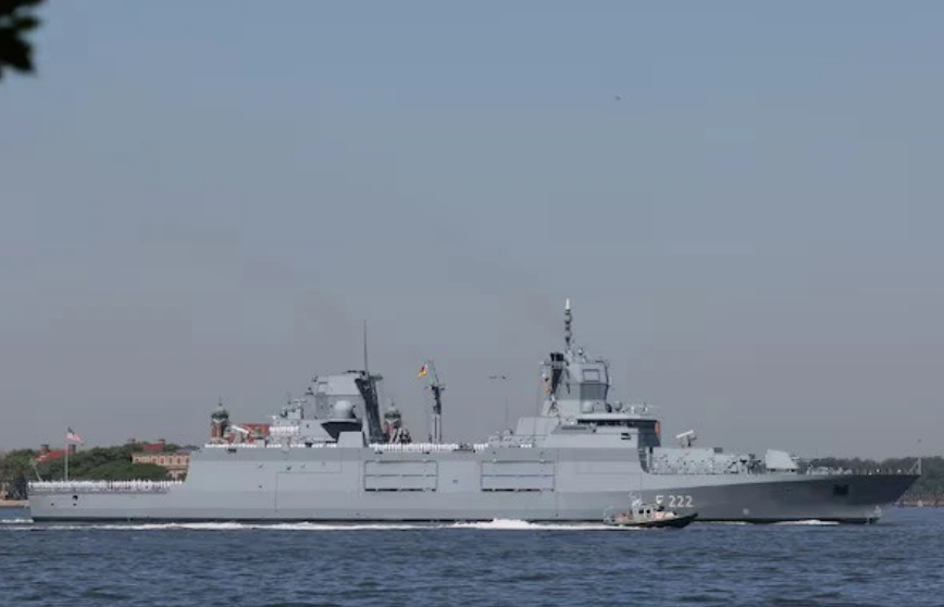 Край Тайванския пролив: Немски бойни кораби са като куче на каишка, чакат само команда от Берлин