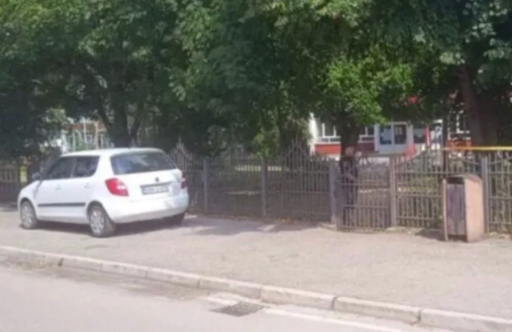 Кървава баня в босненско училище, директорът и още двама са разстреляни