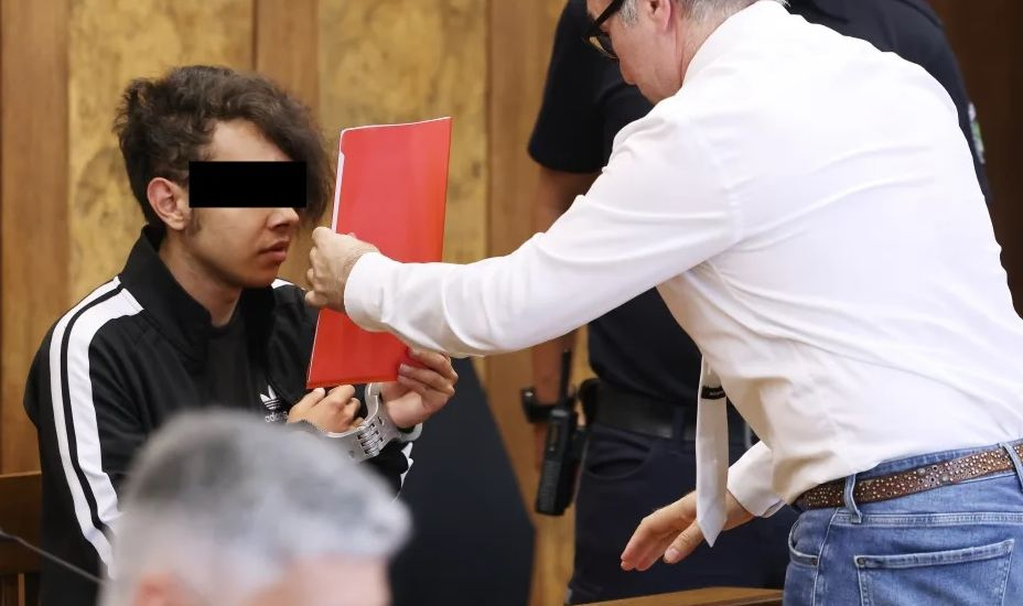 Психиатрия или затвор? Решават за 21-г. българин, клал дечица в Дуисбург 