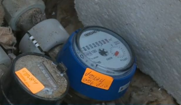 Старите номера: Пак връщат на водомера с прахосмукачка