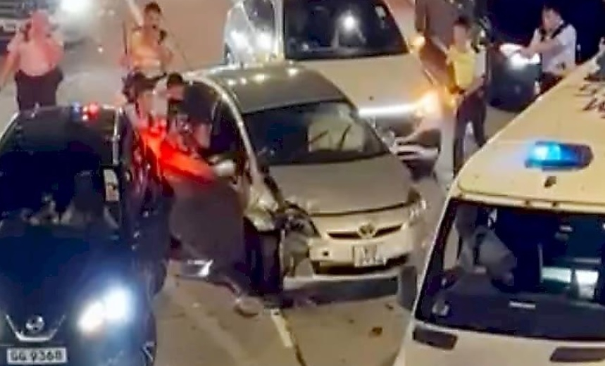 ВИДЕО запечата как патрулни полицейски екипи преследват наркодилър