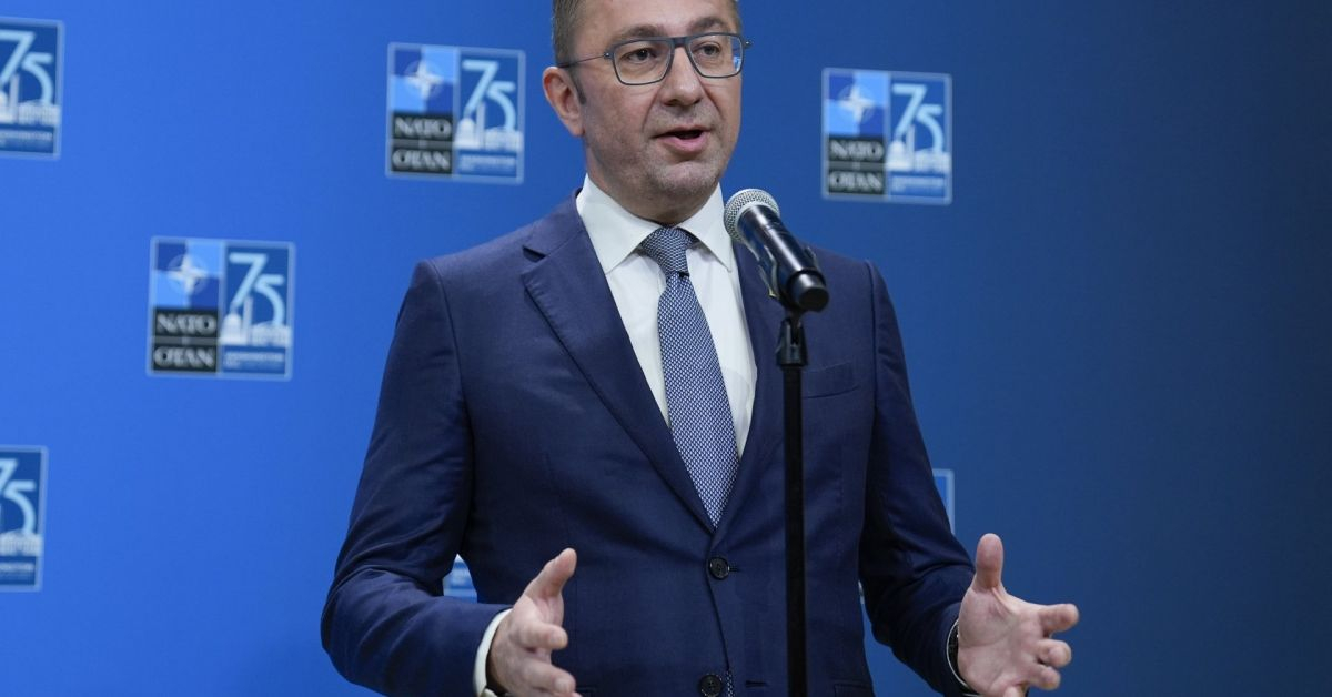 Християн Мицкоски пак ни дразни, спори с МВнР