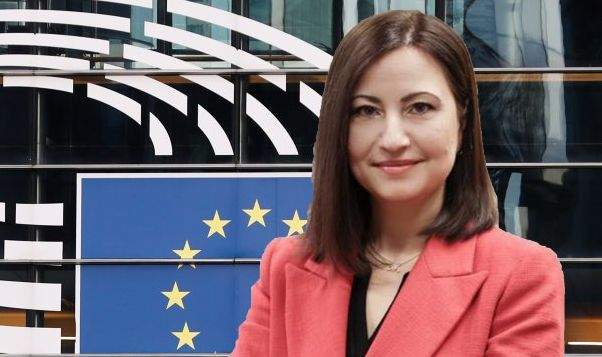 Голяма новина за бивша наша еврокомисарка  