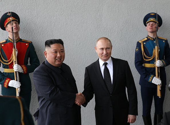 Путин с празнично послание към Ким чен Ун 