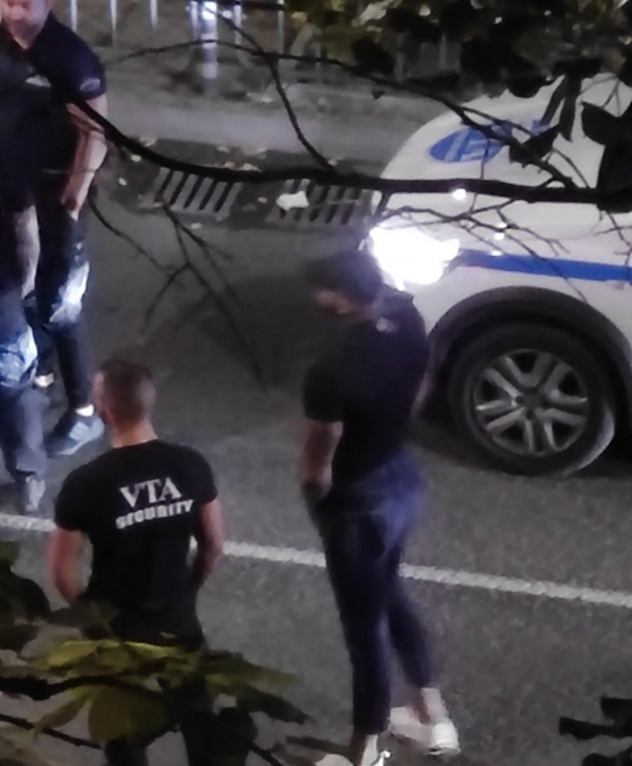 Екшън! Вой на сирени и гъмжило от полиция на това място в Бургас ВИДЕО