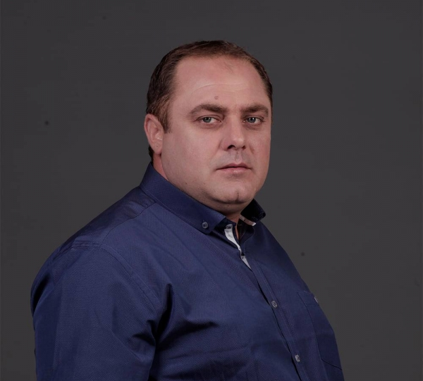 Вдигнаха по спешност въздушната линейка заради изпаднал в кома селски кмет СНИМКИ 