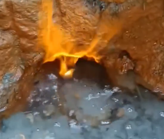 Феномен край наше село: Горяща вода лекува хора от цяла България