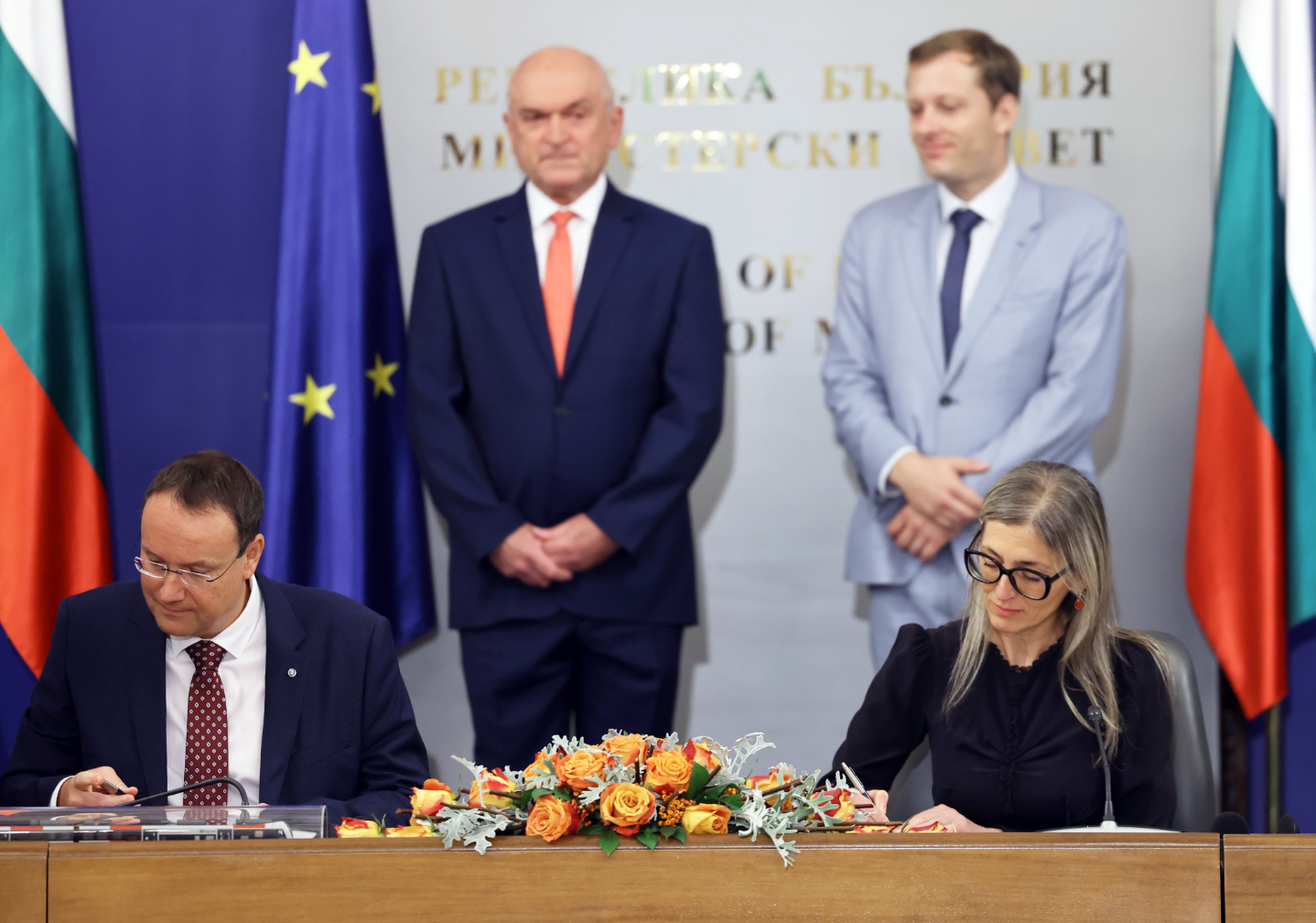 Пътуващите с влакове са на седмото небе от тази новина, ето какво ще ги вози СНИМКИ