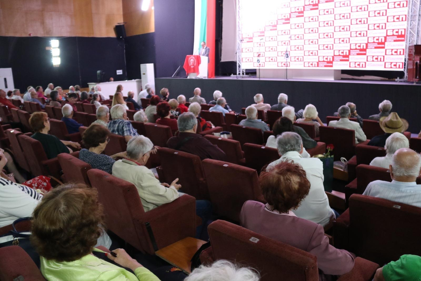 Атанас Зафиров: България има нужда от нов модел на развитие