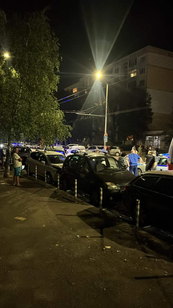 Друсан с амфети е направил мелето в "Люлин", закопчаха го и му свалиха номерата СНИМКИ