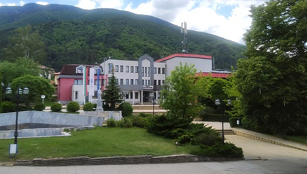 Правят нова болница за рехабилитация в Сапарева баня