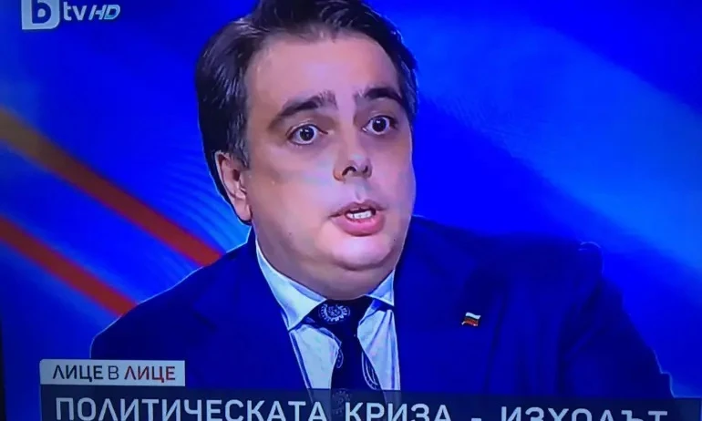 Виден кинорежисьор съсипа Асен Василев: Ще бъде перфектен шарлатанин за... 