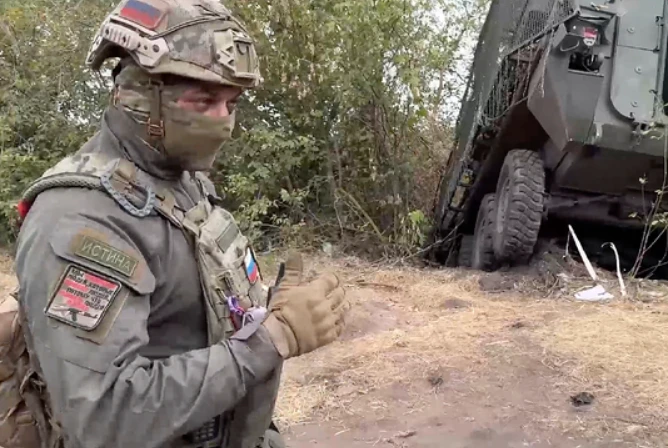 „За Курск“: Невиждано варварство с украински войник, убит с меч СНИМКА 18+