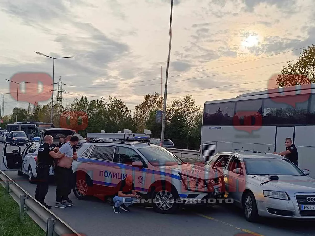Едър мъж лежи проснат на асфалта след екшъна, взривил Бургас, а аверът му... ВИДЕО 