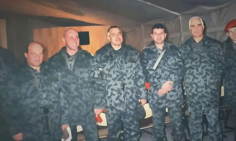 Показаха уникална СНИМКА на Бойко Борисов с 22-годишна давност