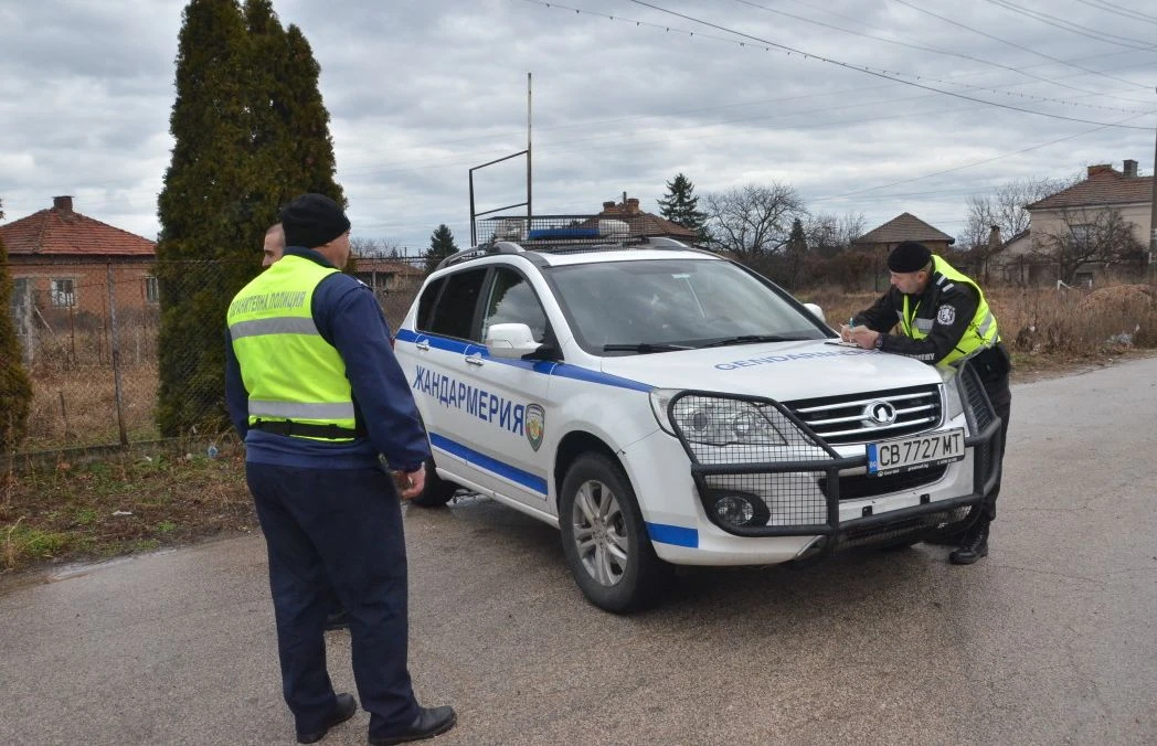 Спецакция скова Северозапада! Ченгета преследват през гори и ниви избягал пандизчия 