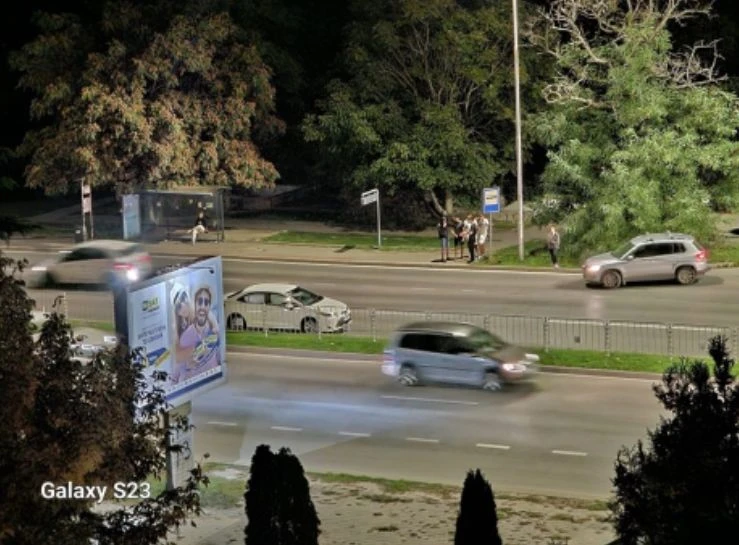 Шофьор се набута в насрещното на булевард, а после... СНИМКИ