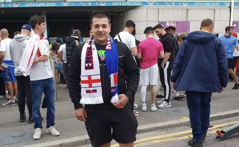 Стана ясно кой е 34 г. шофьор, усукал се фатално около стълб с колата си в Пловдив СНИМКИ