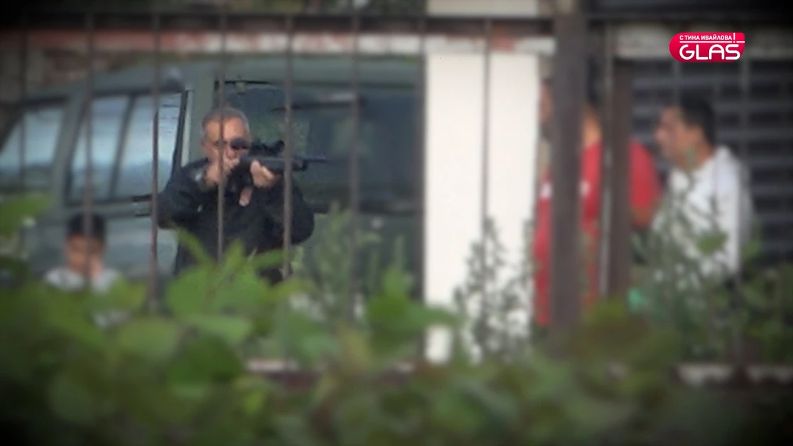 Брутална измама в София: Мним полицай открадна 1 милион лева от... ВИДЕО