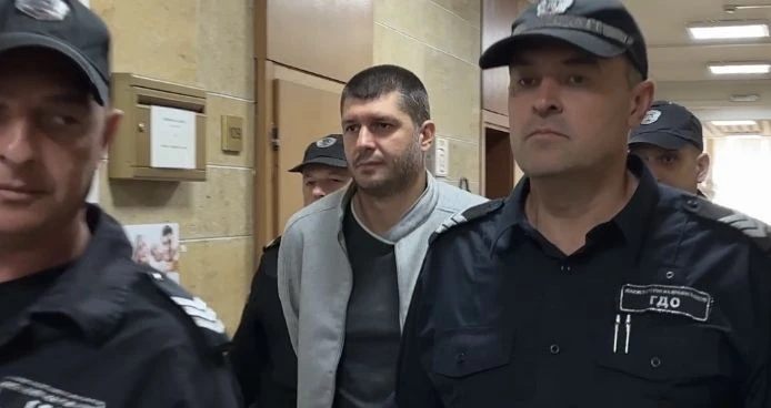 Разбра се кой е мозъкът на схемата с прочутия наш музикант, въртял измама за близо 1 милион 