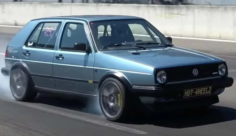 Незабележимо чудовище: Показаха екстремен Volkswagen Golf 2 с 900 к.с. ВИДЕО