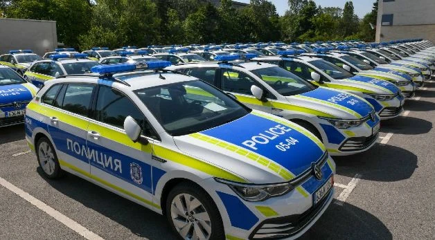 Голям скандал с новите лъскави патрулки! Всички ще плащаме като попове, ако ги...