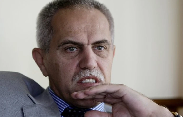 Милиардер изгони синовете си от ръководството на компанията си