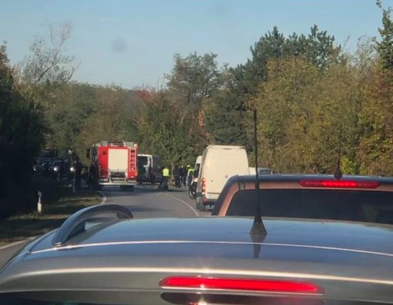 Зверско верижно меле затвори пътя София - Варна СНИМКИ