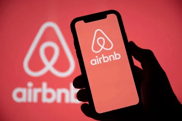 Туристи наеха апартамент в Airbnb и се шокираха от необичайна гледка