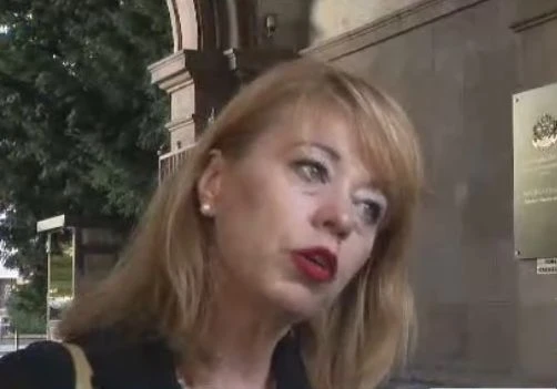 МОН подхваща скандала с Истанбулската конвенция в елитна столична гимназия 