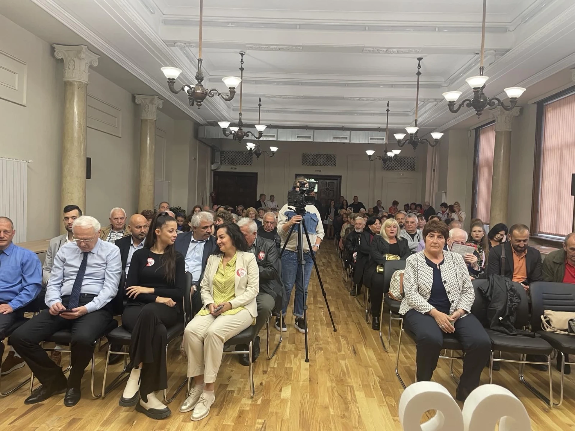 Атанас Зафиров в Перник: Нека направим нашата предизборна платформа в управленска програма – с №28