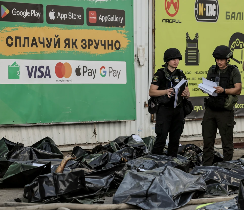 Ужасът в Угледар: Войници стрелят на месо по хора, а кучета ядат човешки мозък 18+