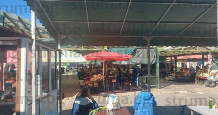 Мъка на култов пазар у нас! Сергиите пълни, торбите празни СНИМКИ