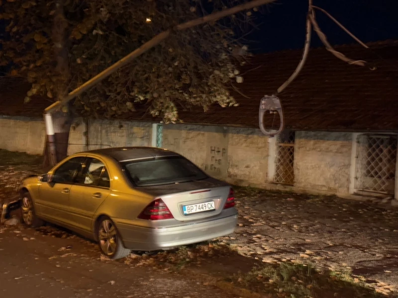 Джигити с „Мерцедес“ спретна мистериозно среднощно меле във Враца СНИМКИ