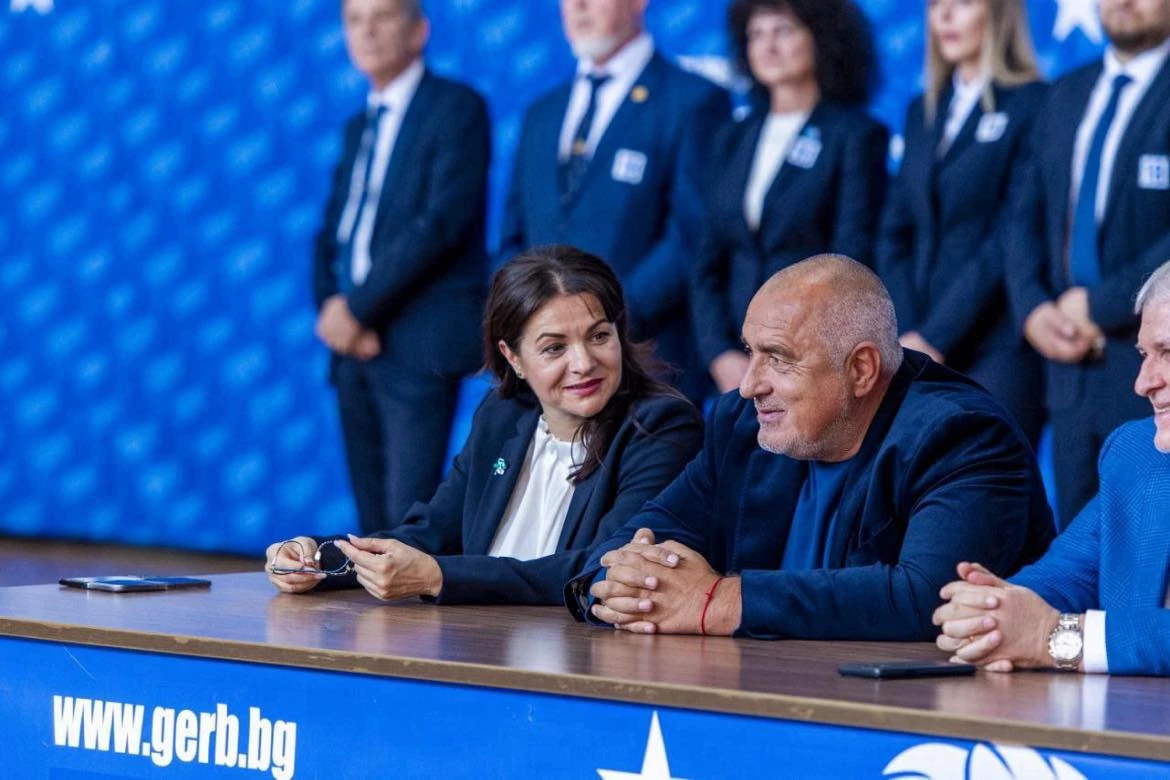 Росица Кирова зове: Гласувайте масово! Да сме много много повече на изборите в неделя!