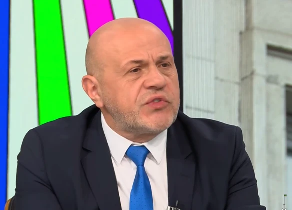 Томислав Дончев намигна на силовия министър за „изненадващи“ резултати на ПП