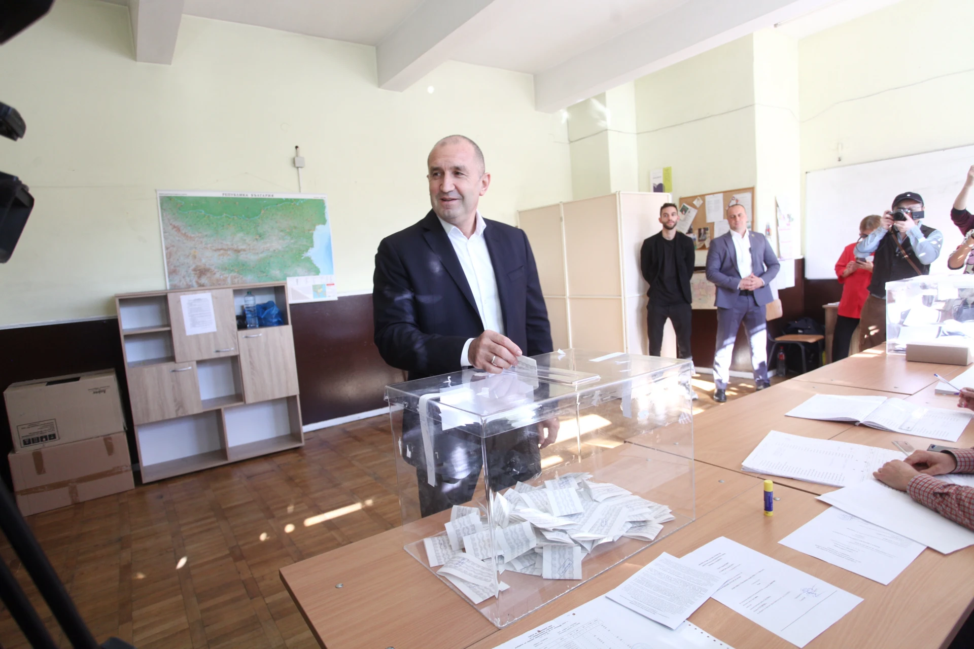 Радев хвърли бомба за изборите, зададе важни въпроси