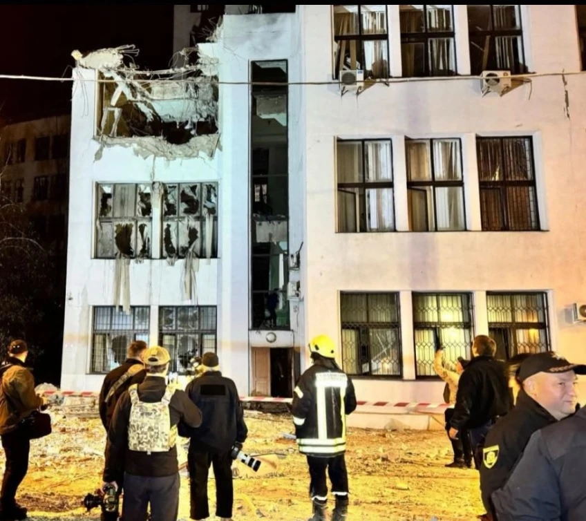 Масирана среднощна руска атака по Украйна, поразени са Харков, Киев и Кривой рог СНИМКИ